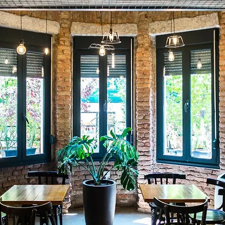 Vandrarhem Destil Tirana